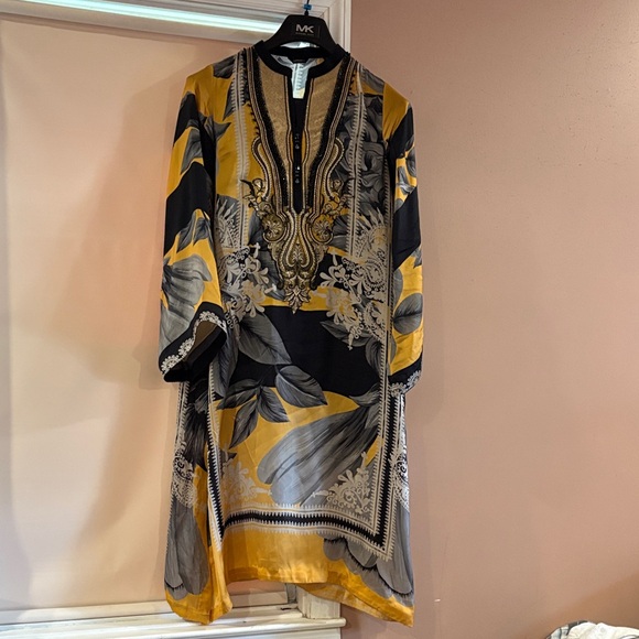 sapphire Other - Sapphire Black and Gold Patterned Tunic suite